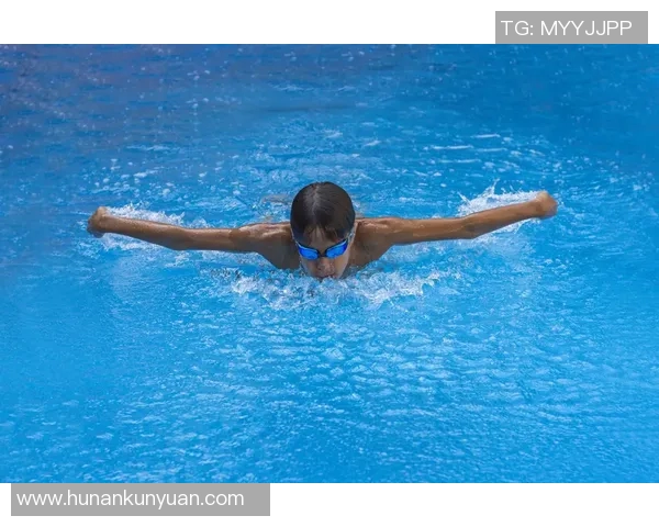 蝶泳技巧与训练方法解析 提升速度与稳定性的全面指南 蝶泳技巧与训练方法解析 提升速度与稳定性的全面指南