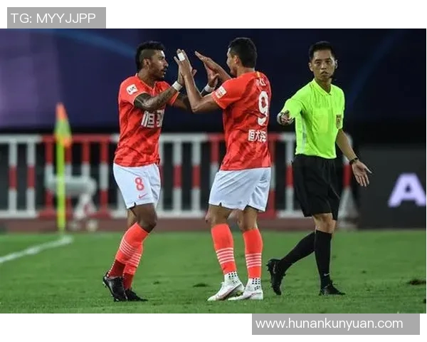 广州街舞队与深圳街舞队速度对决赛后分析与精彩瞬间回顾 广州街舞队与深圳街舞队速度对决赛后分析与精彩瞬间回顾